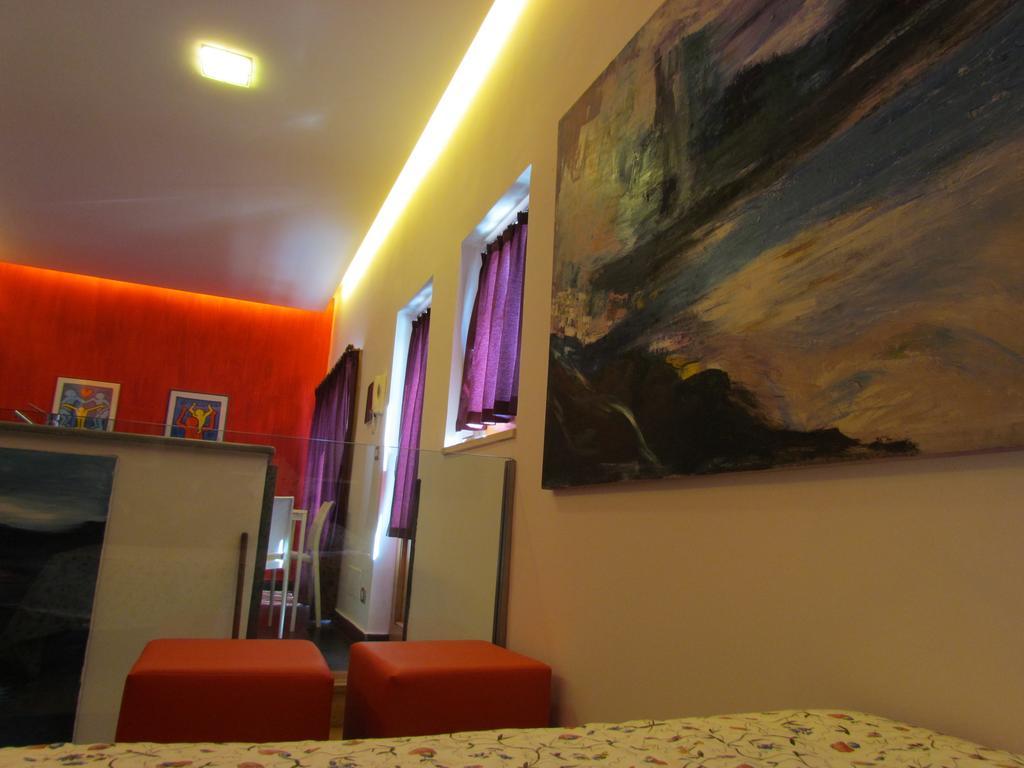 Bed and Breakfast La Terrazza Sul Mare à Aci Castello Extérieur photo